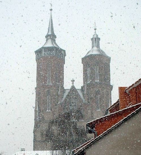 St. Johannis im Schneetreiben. Foto E. Haerter